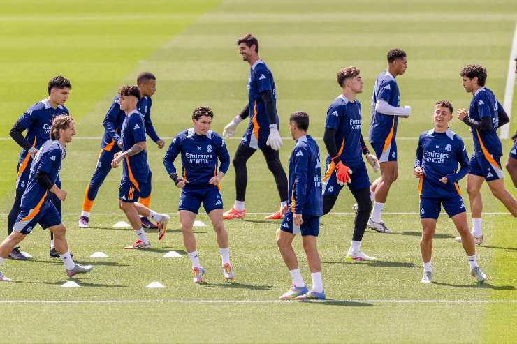 Il Real Madrid durante l'allenamento