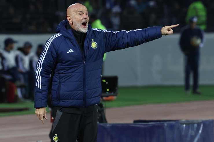 Stefano Pioli dà indicazioni