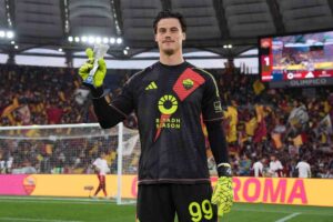 Mile Svilar MVP Panini
