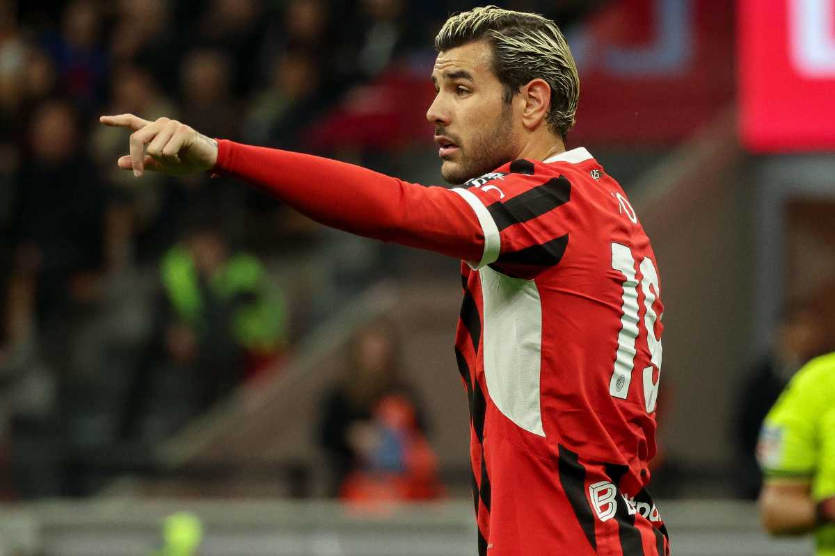 Theo Hernandez, un futuro già scritto: arriva l’offerta “che non si può rifiutare” Theo Hernandez, un futuro già scritto: arriva l’offerta “che non si può rifiutare”