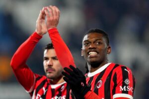 Theo Hernandez e Leao in campo