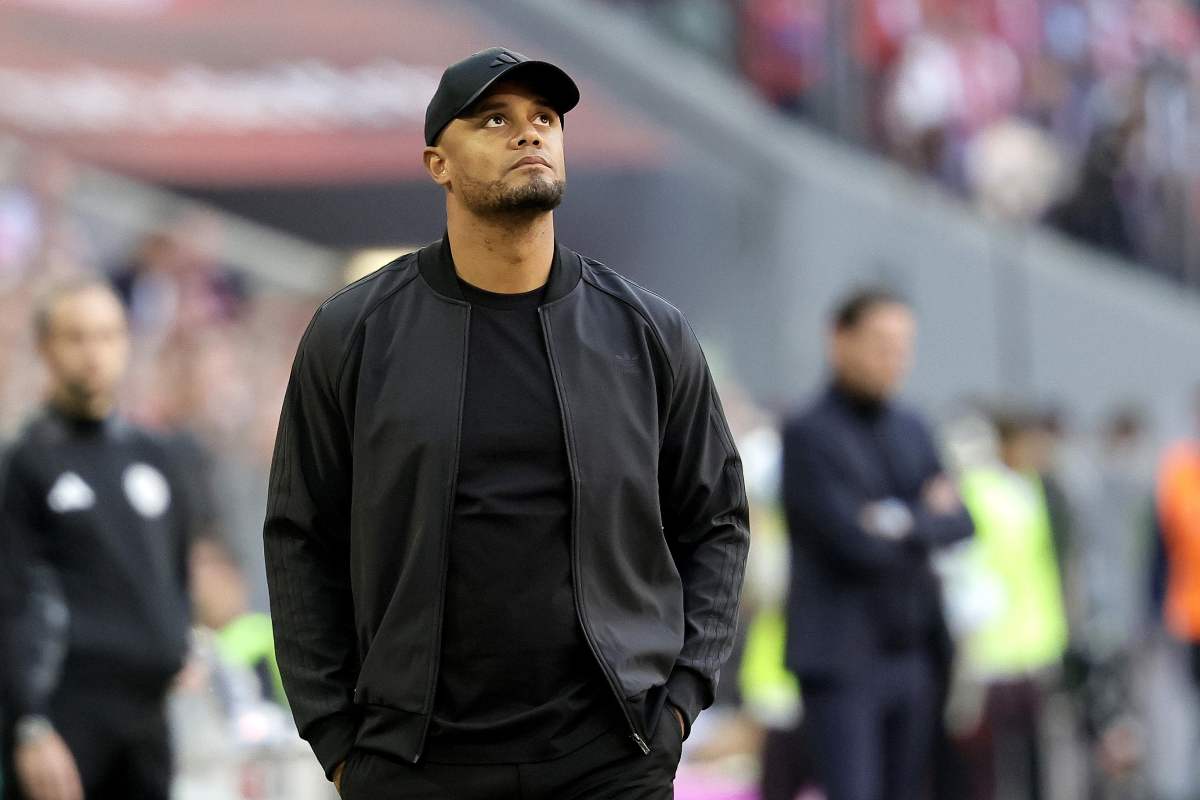 Vincent Kompany pensieroso
