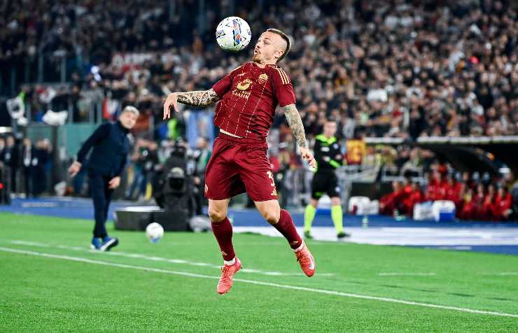Angelino in azione con la maglia della Roma