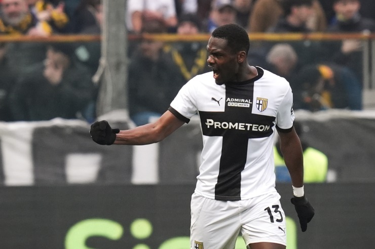 Bonny esulta dopo un gol