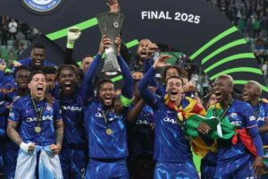 Il Chelsea festeggia la Conference League vinta