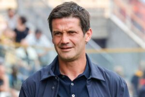 Cristian Chivu pensieroso