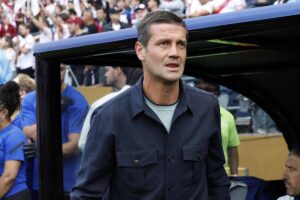 Cristian Chivu sulla panchina dell'Inter