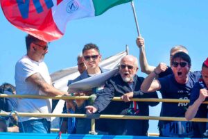 De Laurentiis e Conte esultano