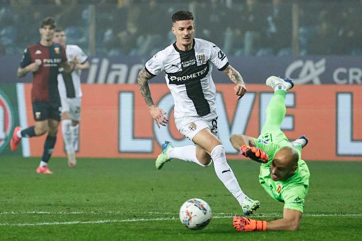 Dennis Man supera Leali