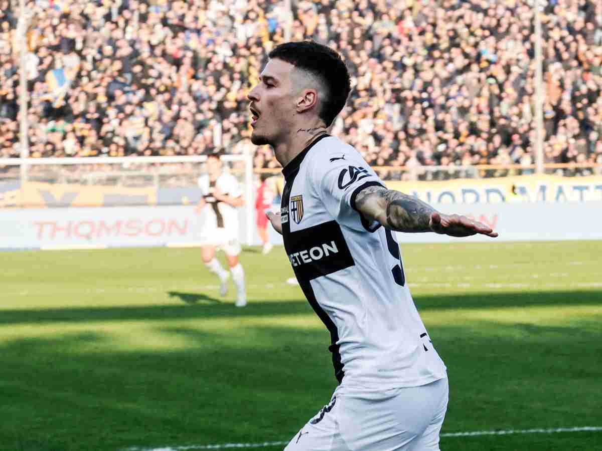 prendono dennis man e lo prendono gratis colpo geniale in serie a