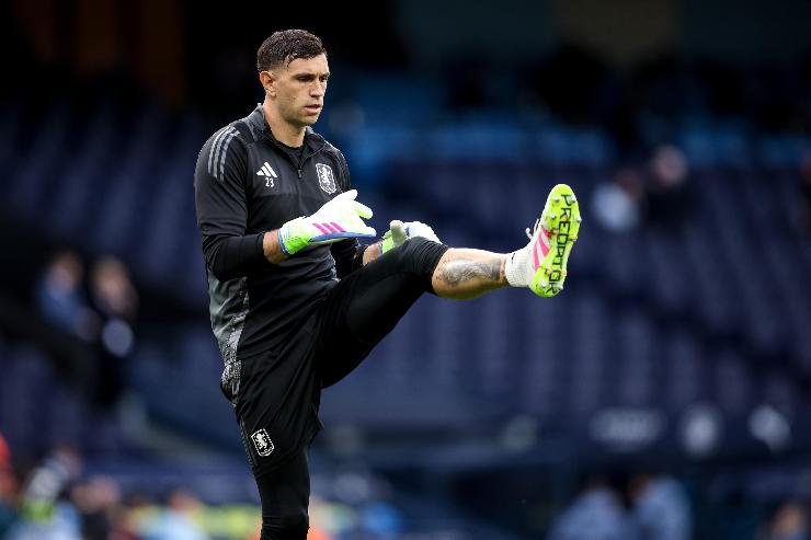 Emiliano Martinez in allenamento