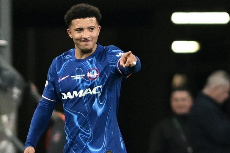 Jadon Sancho esulta