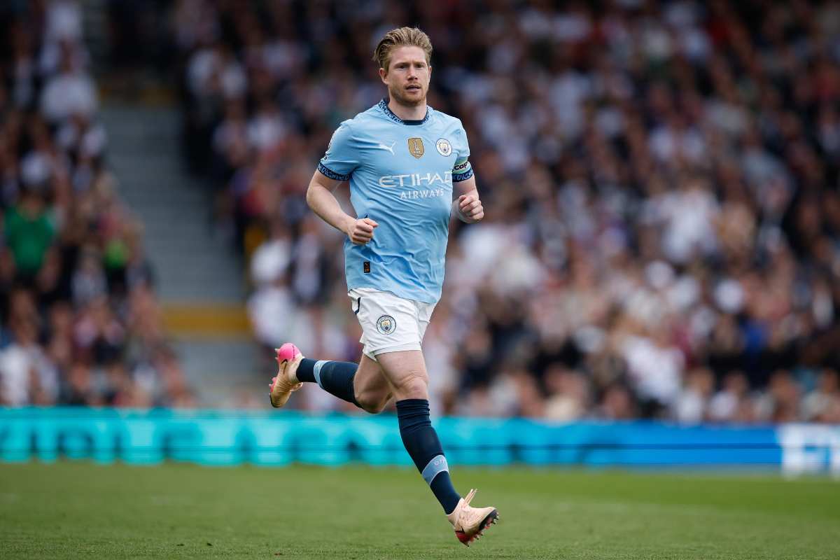 napoli in attesa di de bruyne 80 milioni per un doppio colpo manna ha già coperto tre ruoli