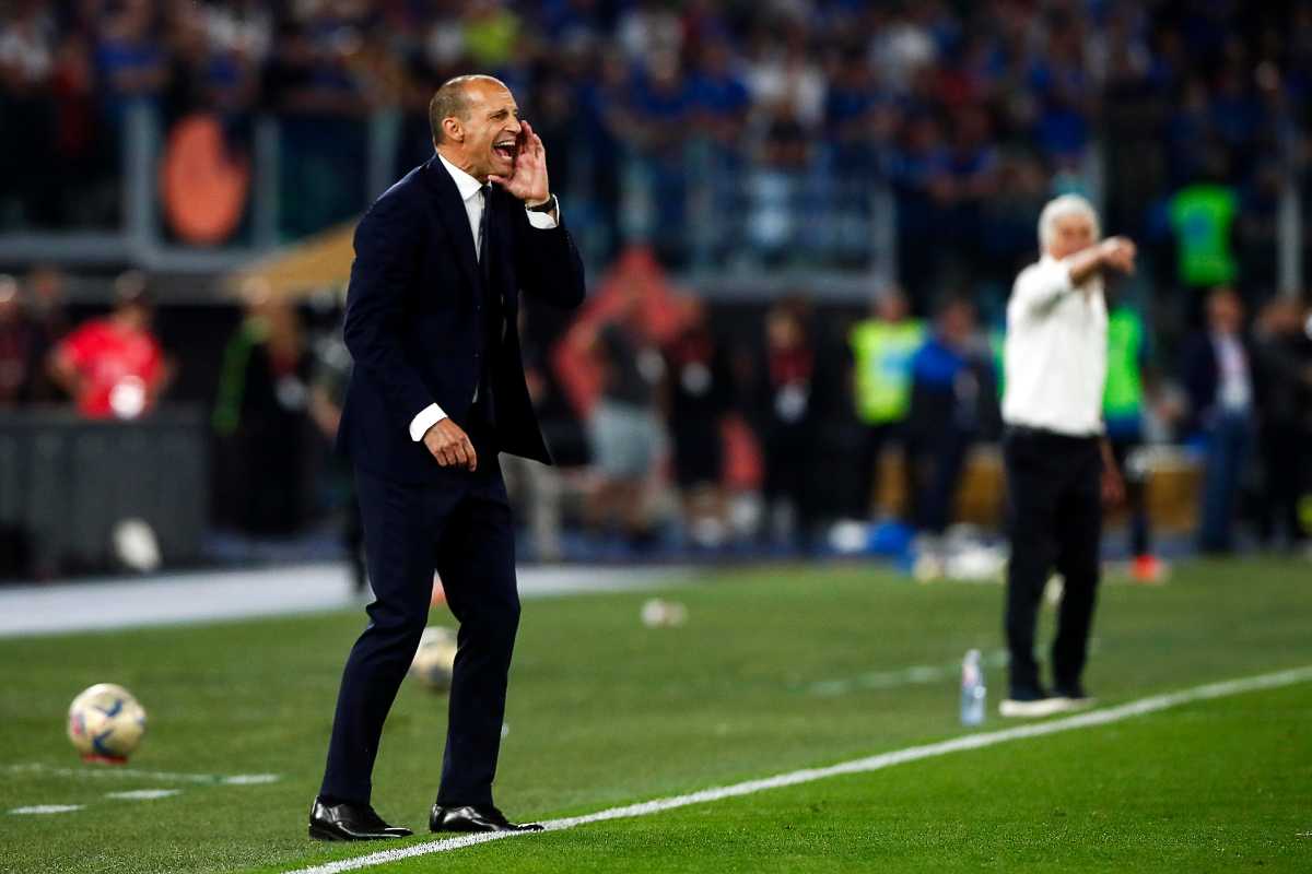 Max Allegri urla e dà indicazioni