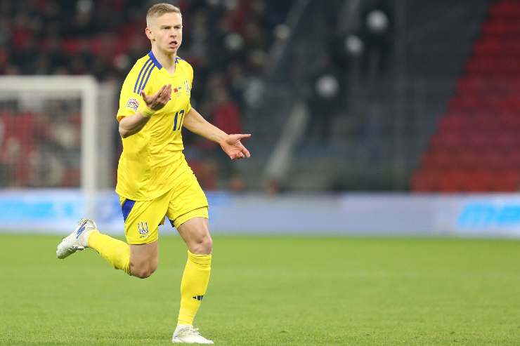 Oleksandr Zinchenko esulta dopo un gol
