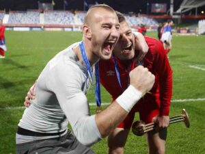 Vanja e Sergej Milinkovic Savic insieme con la Serbia nel 2015
