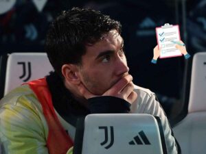 Dusan Vlahovic pensieroso