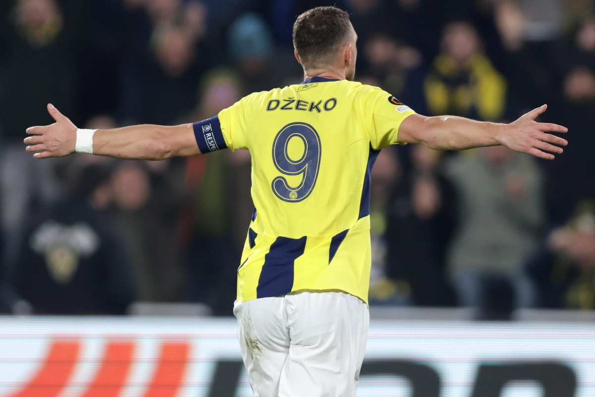 Fiorentina, dopo Dzeko altro acquisto in attacco: l’indizio è chiaro Fiorentina, dopo Dzeko altro acquisto in attacco: l’indizio è chiaro