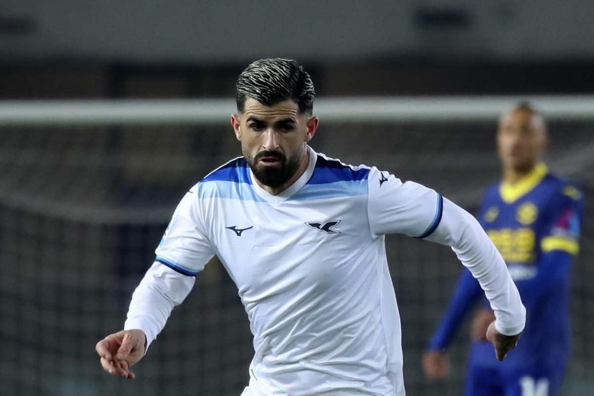 Elseid Hysaj in azione con la maglia della Lazio
