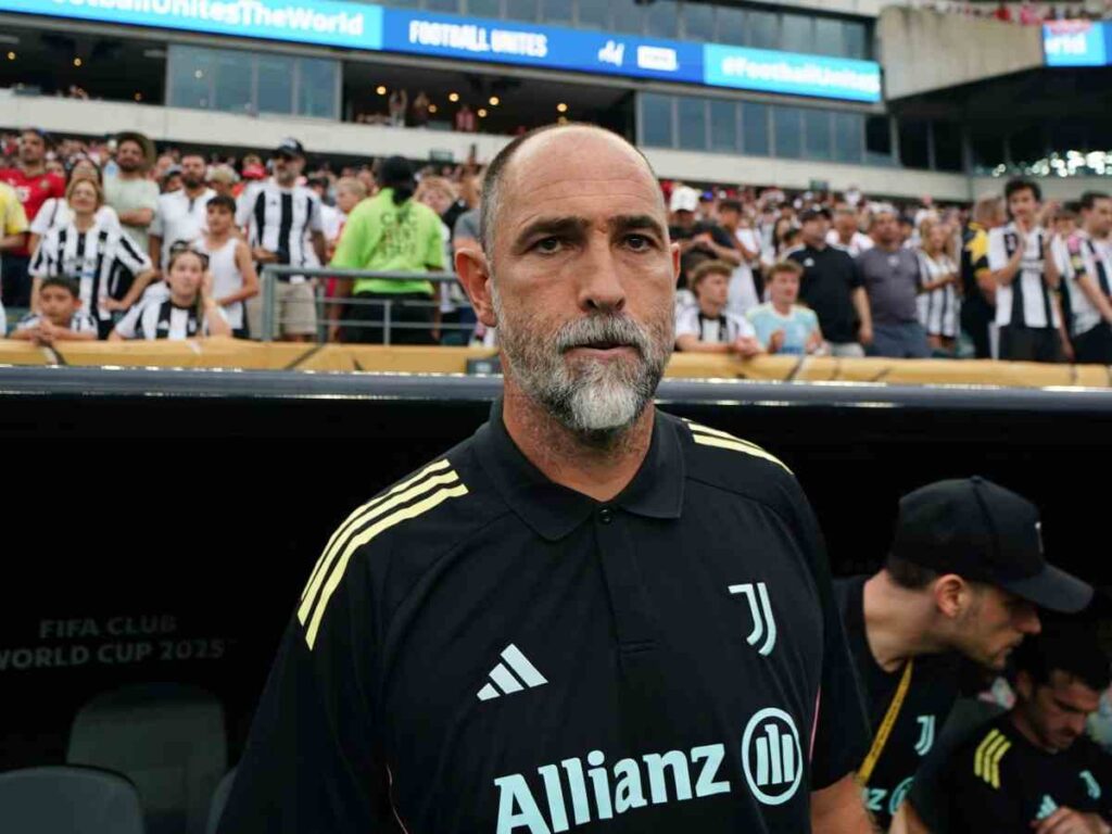 Igor Tudor con un'espressione seriosa