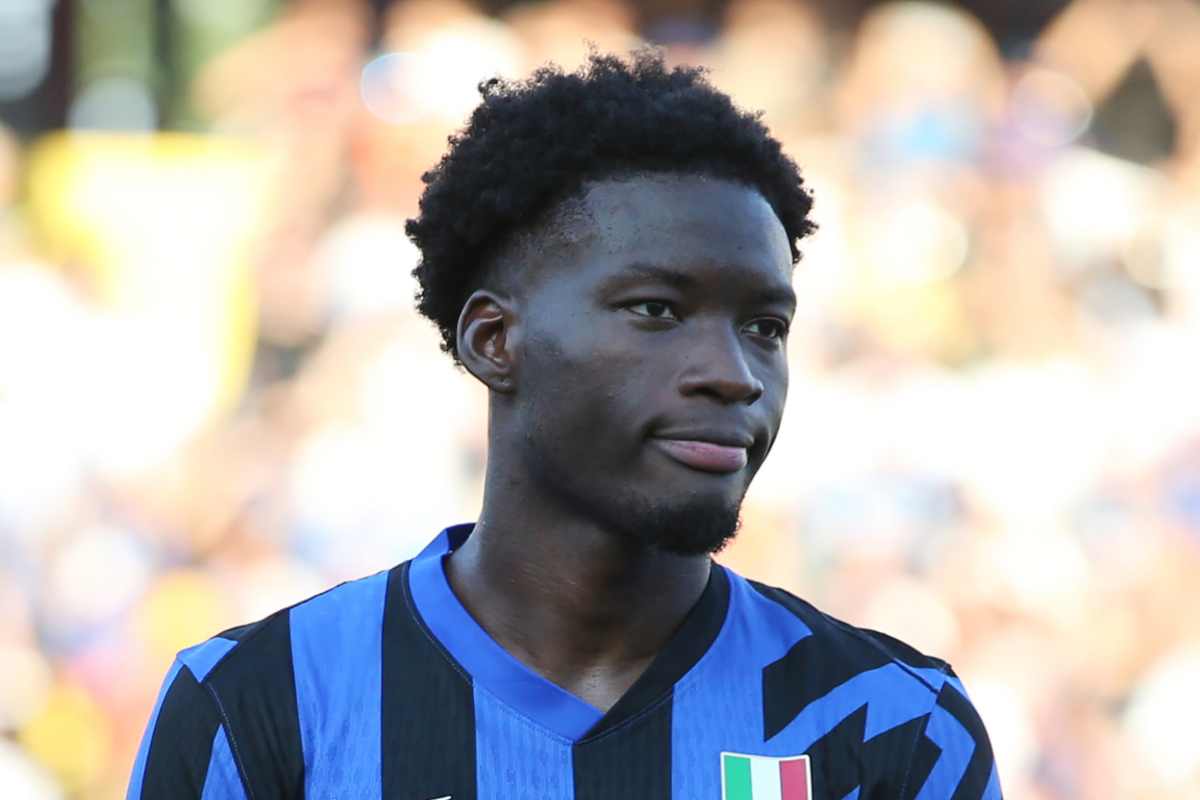 Lucien Agoume con la maglia dell'Inter