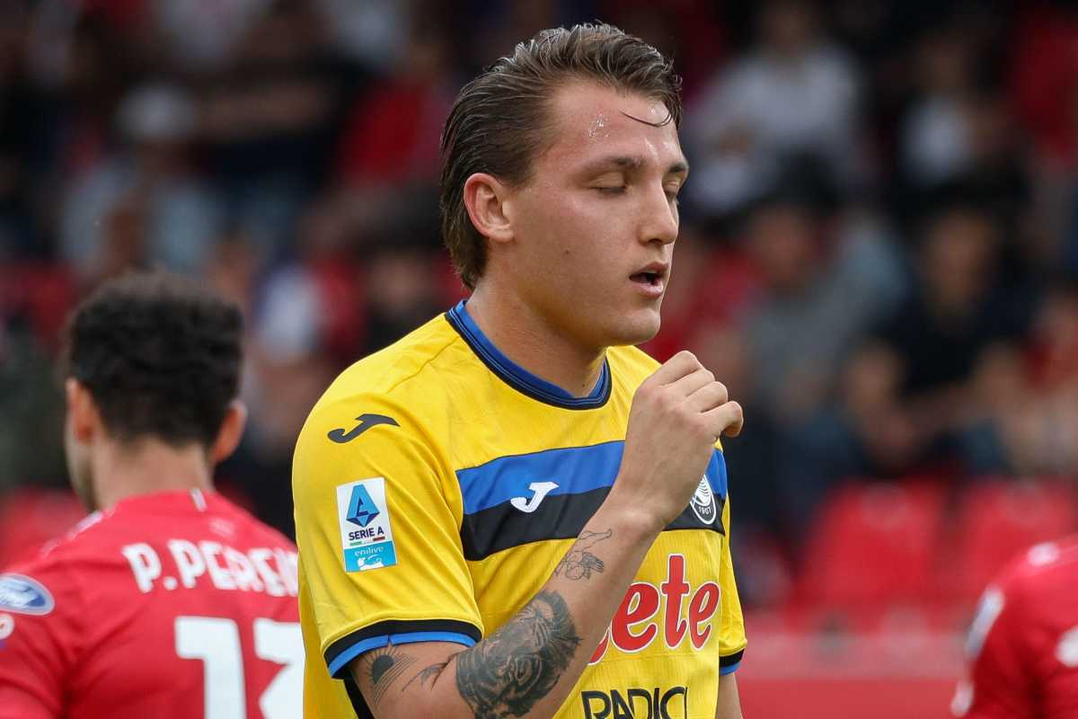 La cessione di Retegui inguaia non solo Atalanta e Napoli: altro club coinvolto, ecco il perché La cessione di Retegui inguaia non solo Atalanta e Napoli: altro club coinvolto, ecco il perché