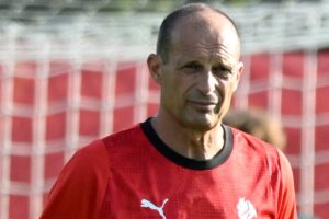 Max Allegri è pensieroso