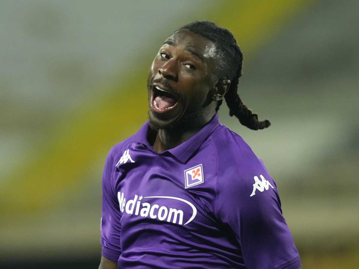 Moise Kean con una faccia arrabbiata