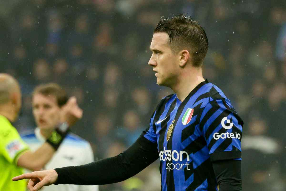 Piotr Zielinski con la maglia dell'Inter