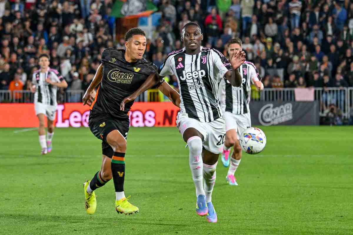 Juve, la mossa a sorpresa per Kolo Muani: il bomber non se l’aspettava Juve, la mossa a sorpresa per Kolo Muani: il bomber non se l’aspettava