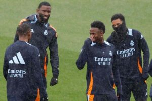 Rudiger - Vinicius - Rodrygo durante un allenamento del Real Madrid