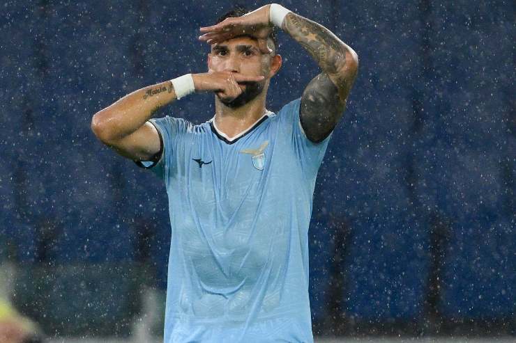 Valentin Castellanos esulta dopo un gol