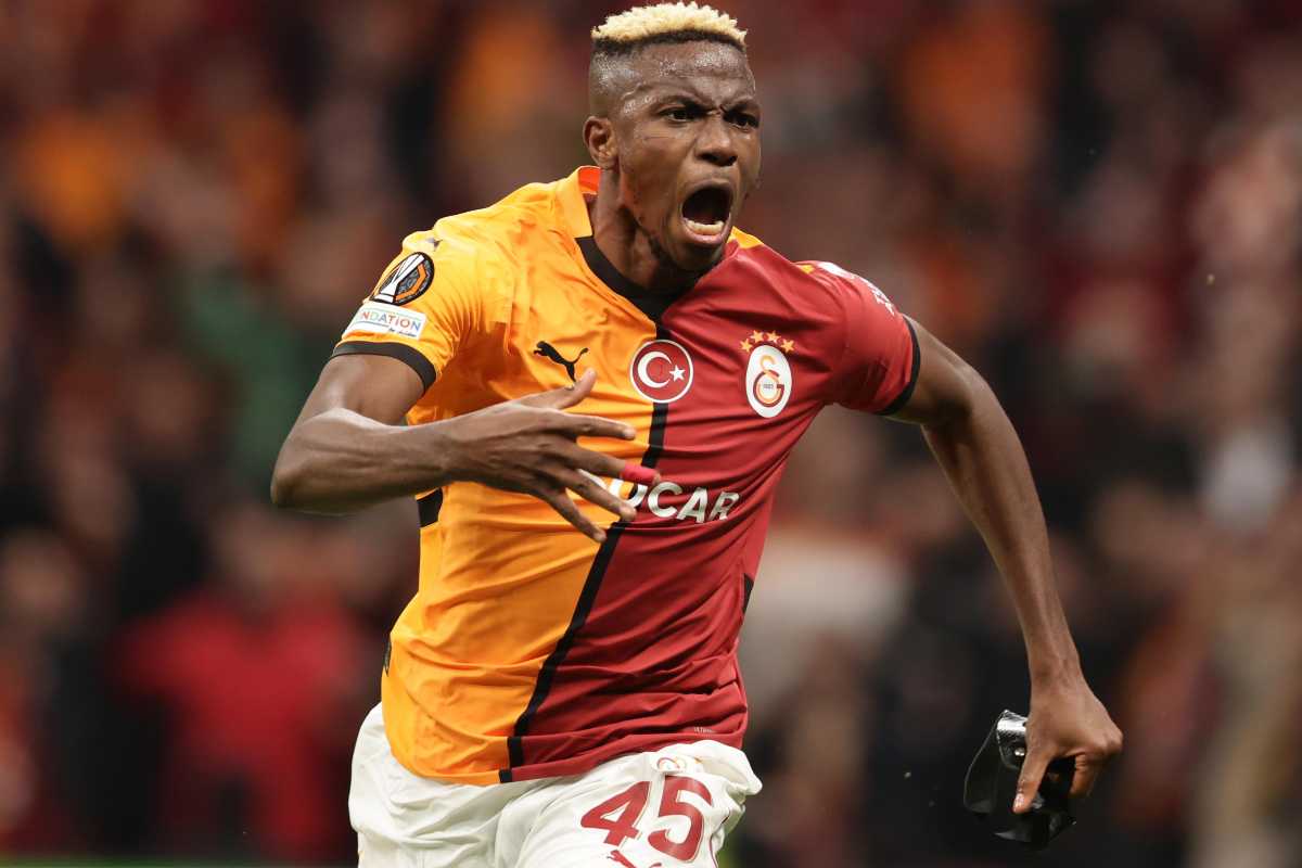 Osimhen alla Juve: la strategia ben precisa di Comolli che mette il Napoli spalle al muro