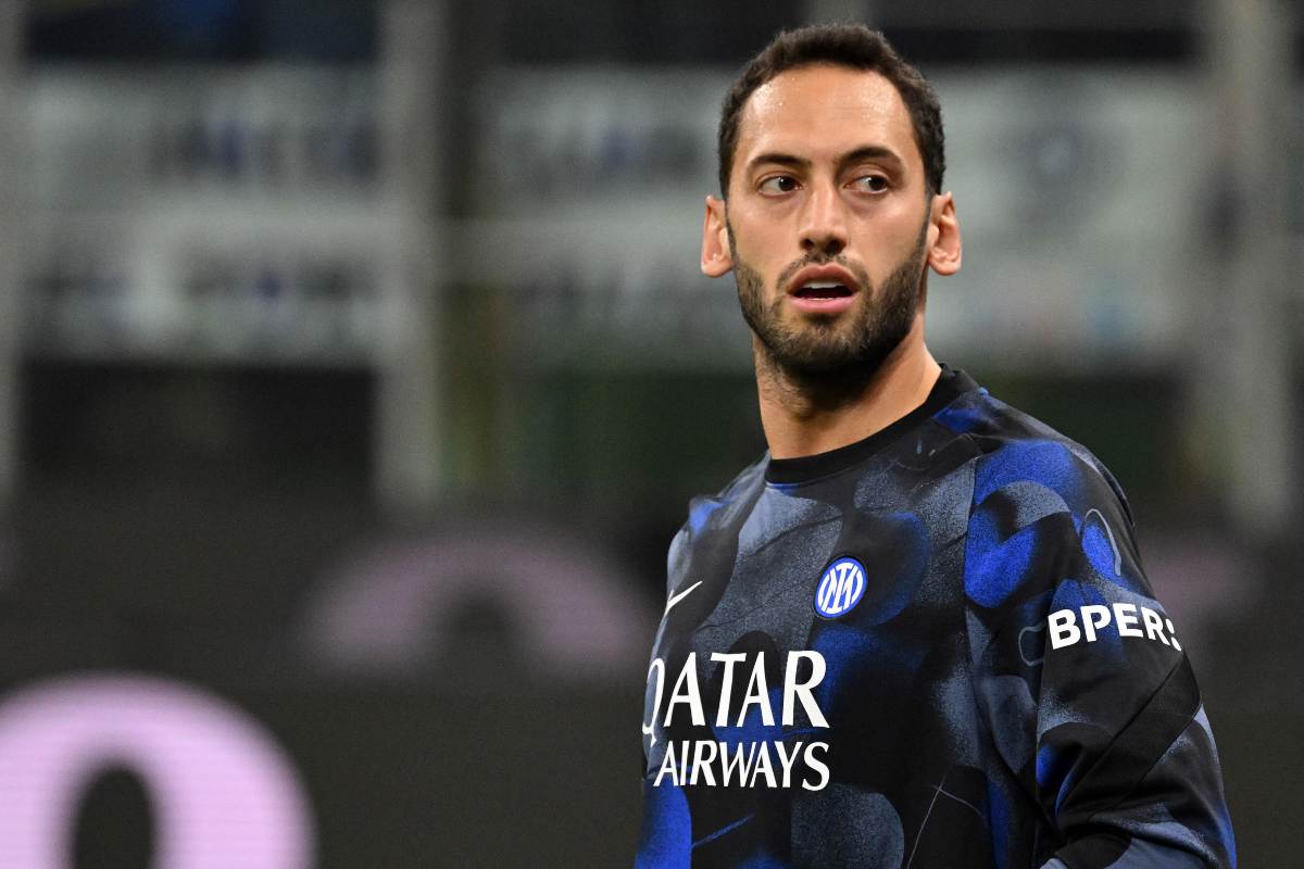 Calhanoglu, prossima stagione nell’Inter U23? Cosa dice il regolamento Calhanoglu, prossima stagione nell’Inter U23? Cosa dice il regolamento