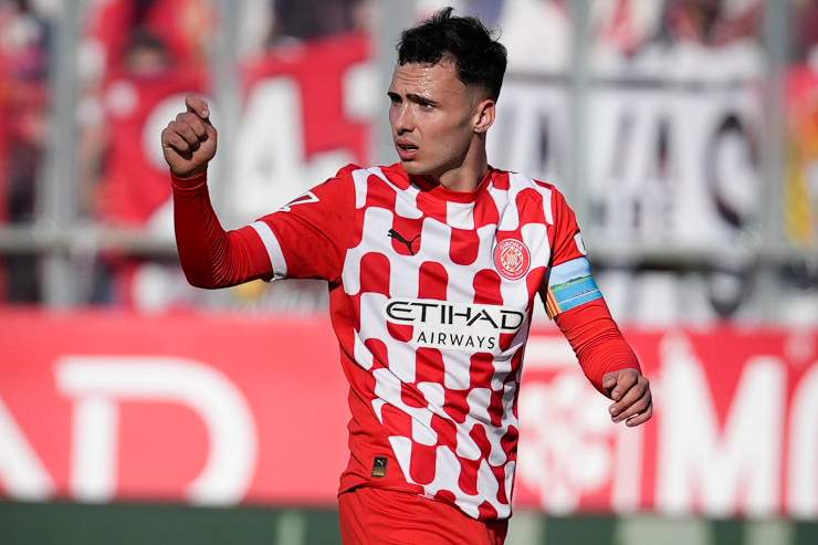 Arnau Martinez con la maglia del Girona