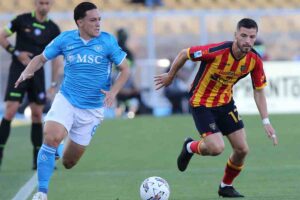 Giacomo Raspadori in azione contro il Lecce