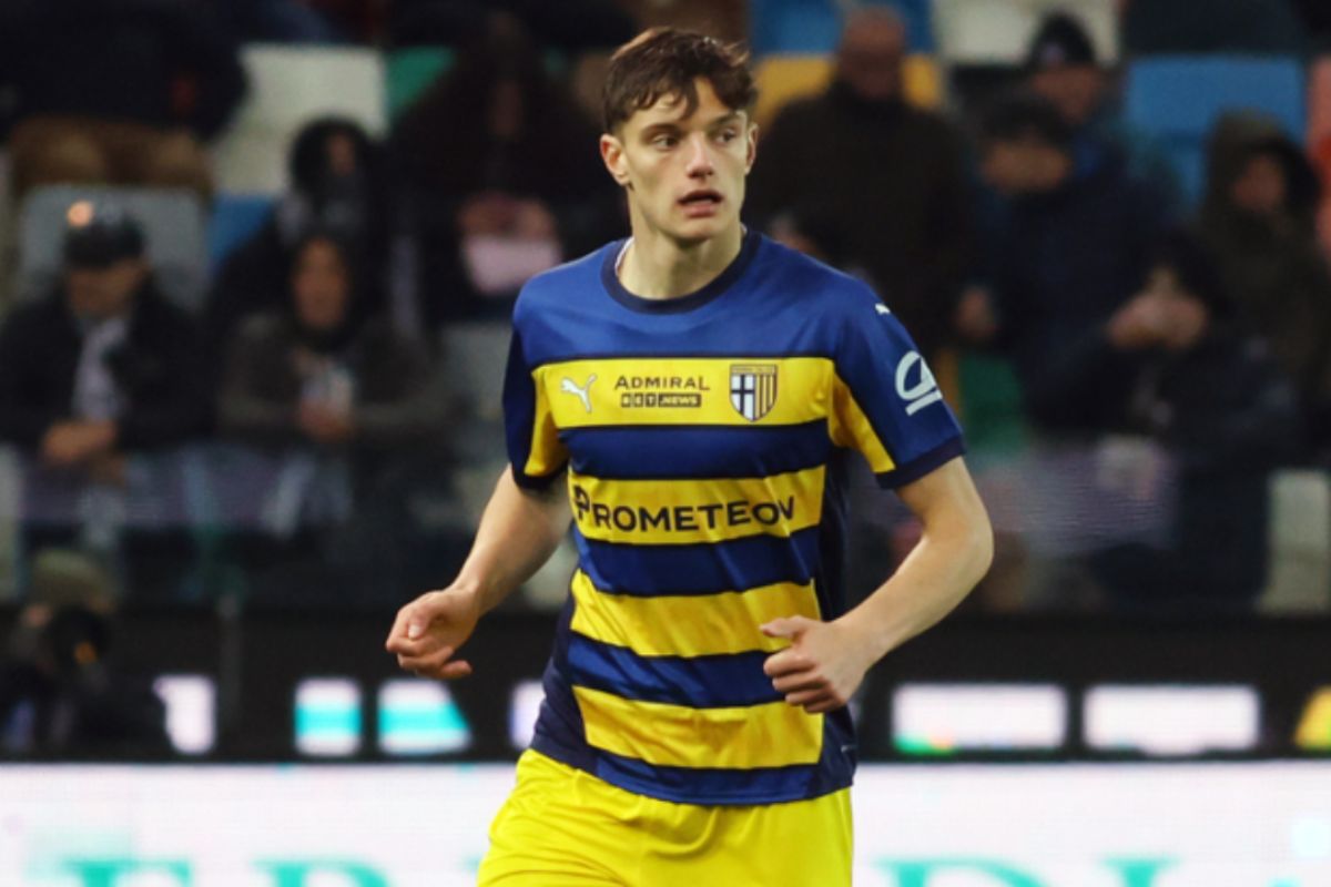 Giovanni Leoni in campo col Parma 