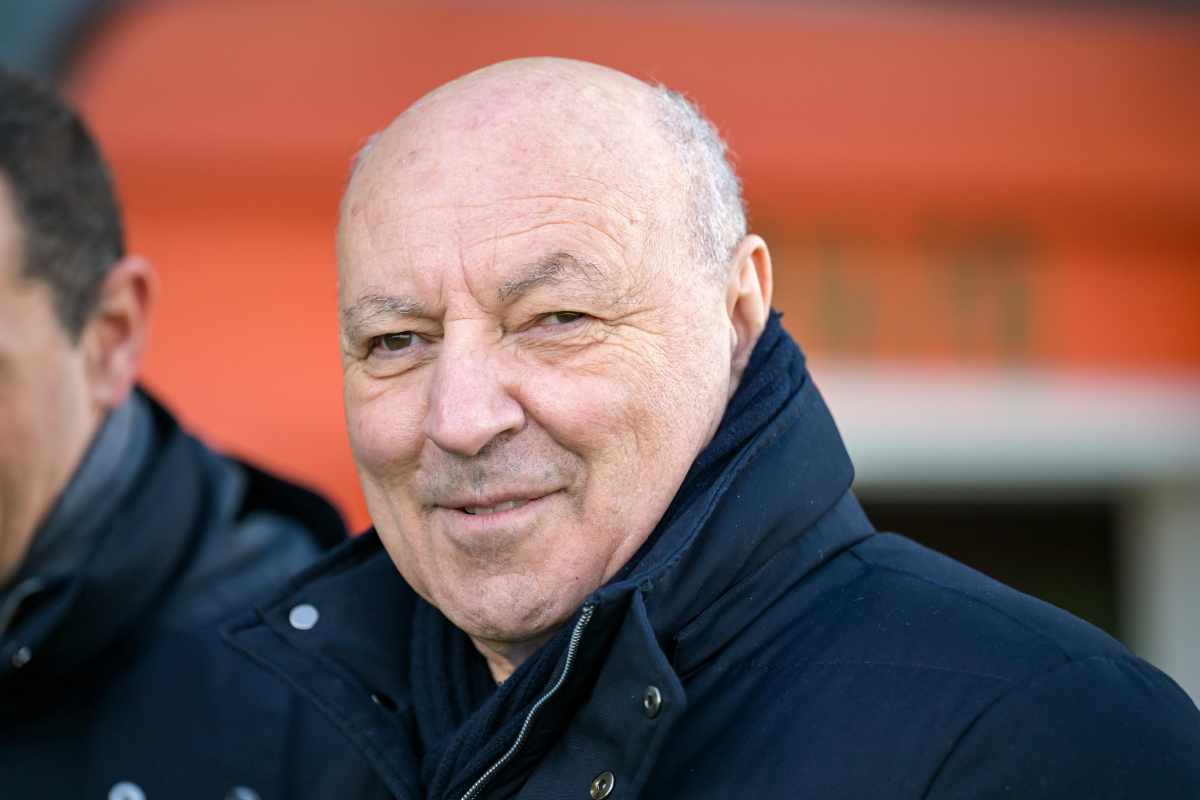 Giuseppe Marotta sorride 