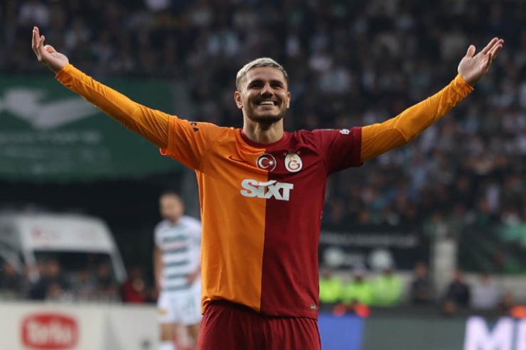 Icardi esulta dopo un gol col Galatasaray