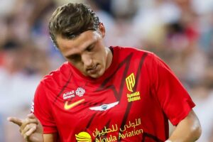Mateo Retegui esulta dopo un gol con la maglia dell'Al Qadisiah