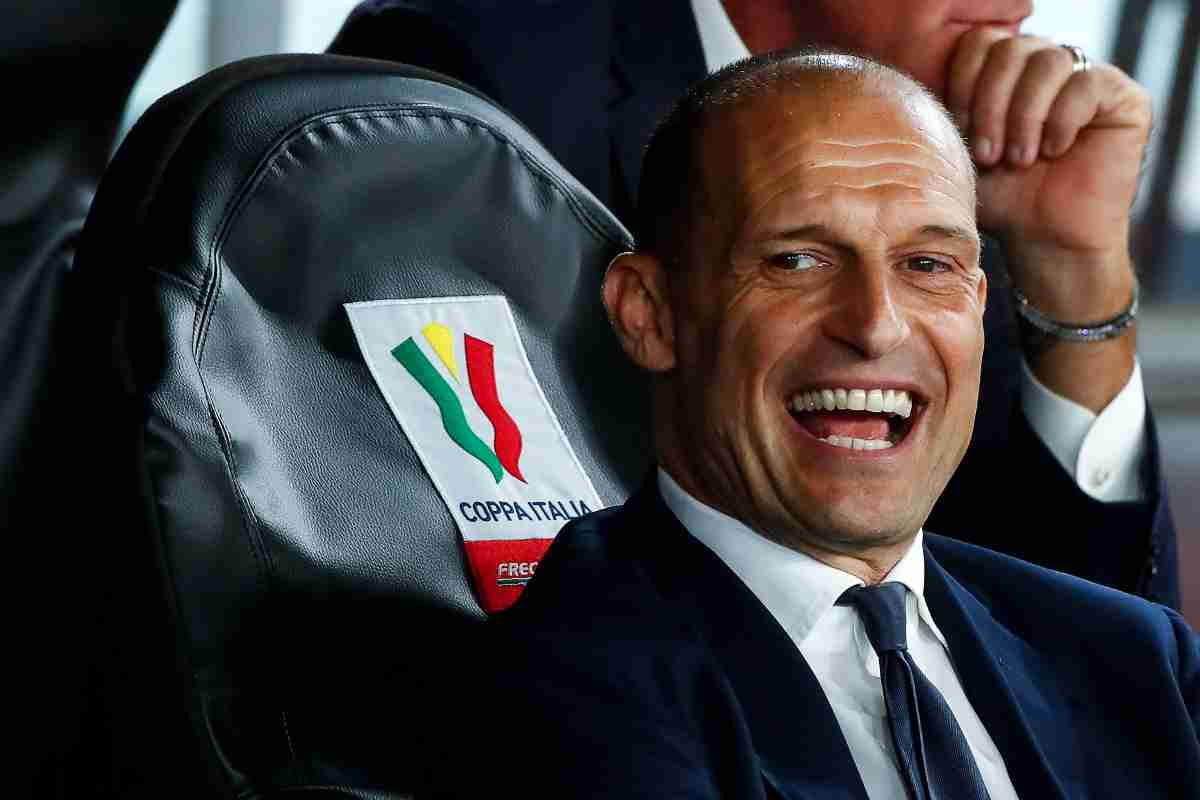 Max Allegri ride in panchina