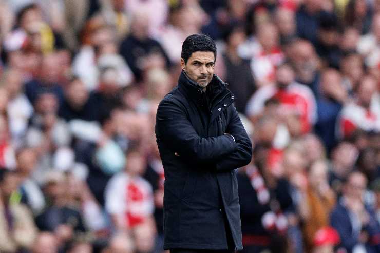 Mikel Arteta pensieroso