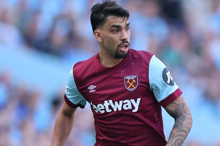 Lucas Paqueta con la maglia del West Ham