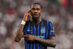 Marcus Thuram esulta dopo un gol con l'Inter