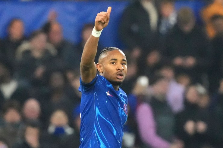 Nkunku in campo con la maglia del Chelsea
