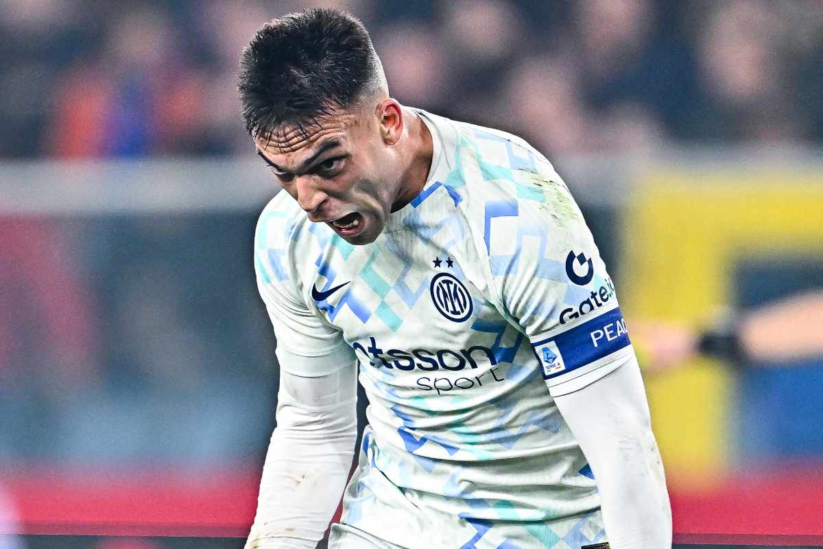 Lautaro Martinez esulta dopo un gol