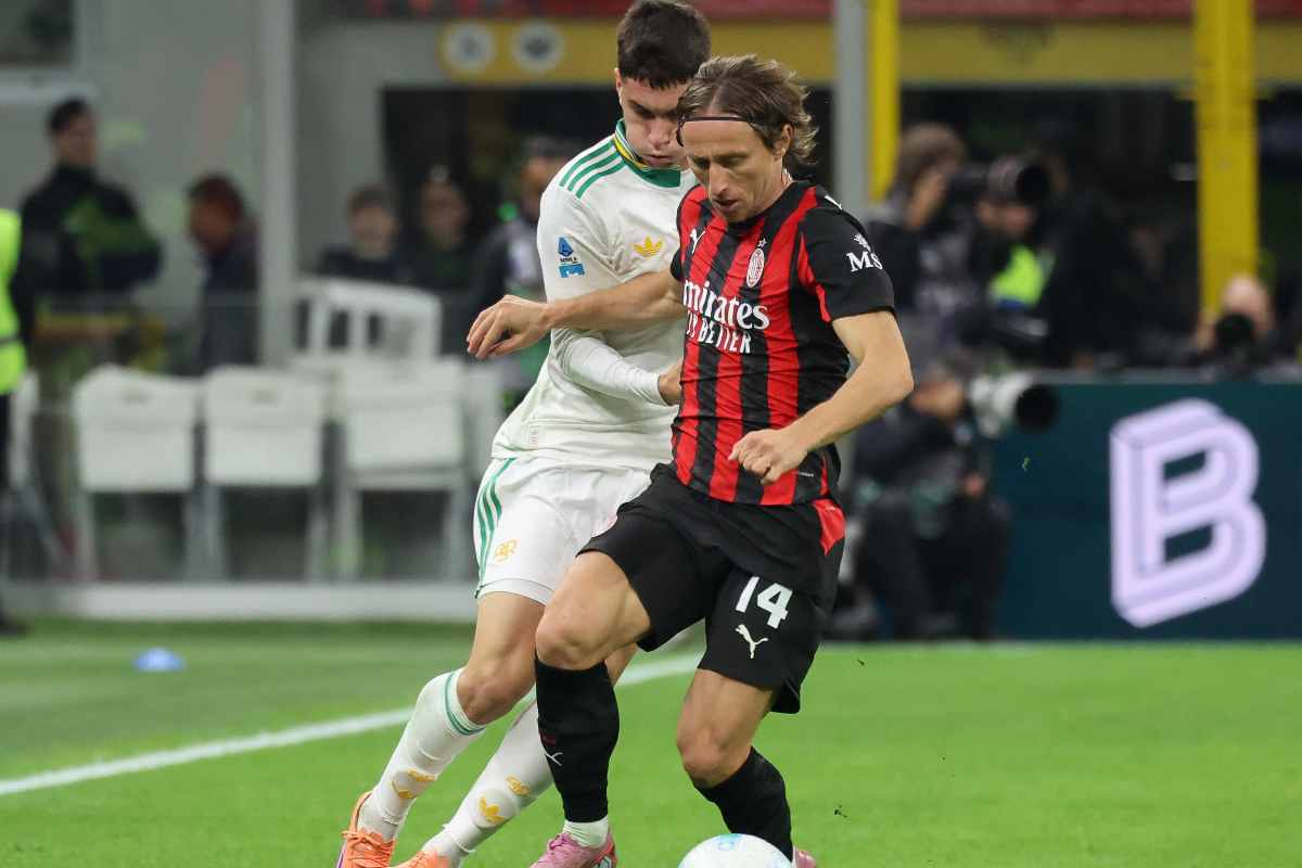 Luka Modric in azione con il Milan