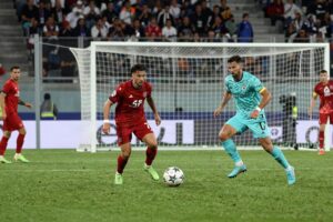 Espulsione di Olise: polemiche dopo il match di Champions